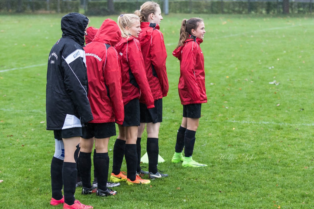 Bild 74 - B-Juniorinnen SV Henstedt Ulzburg - MSG Steinhorst Krummesse : Ergebnis: 4:0